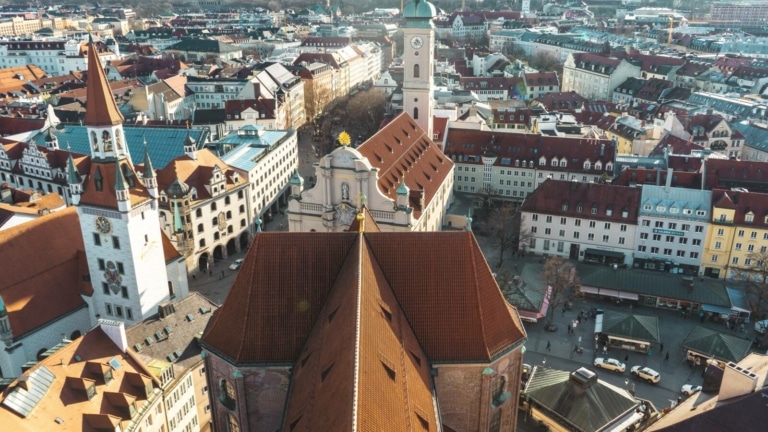 Blick über München – Titelbild zu Geheimtipps München